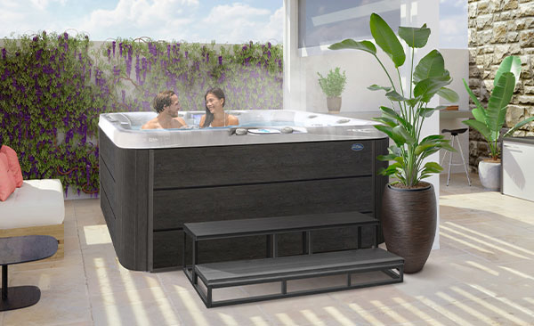 Escape™ Spas Isla Ratón hot tubs for sale